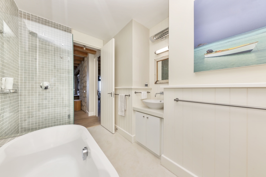 To Let 2 Bedroom Property for Rent in Tamboerskloof Western Cape